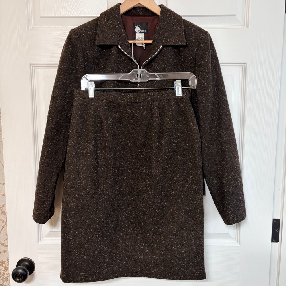 First Option Women's Brown Tweed Blazer Skirt Suit Set Size‎ 10